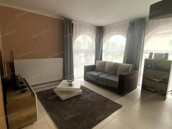 Eladó ház Tiszakécske 238 nm