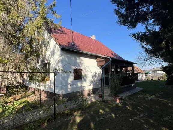 Eladó ház Kecskemét 90 nm