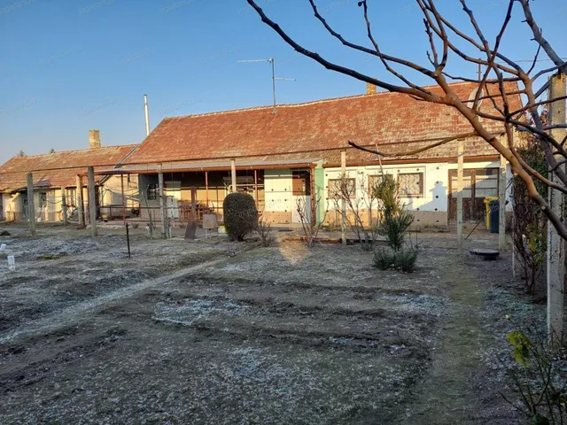 Eladó ház Nagykőrös 74 nm