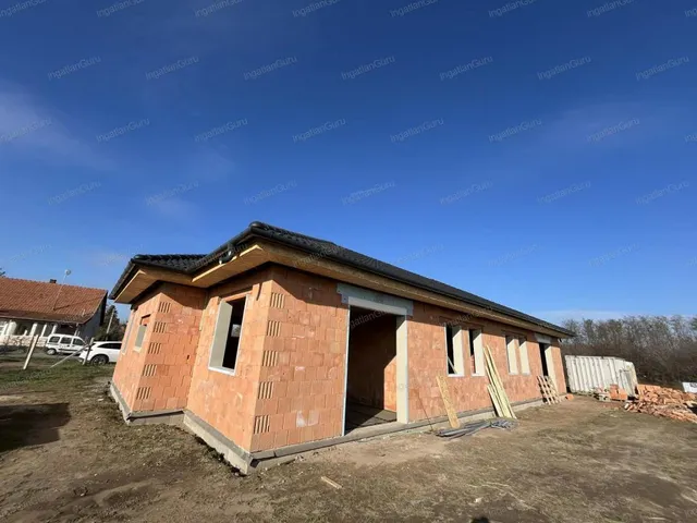 Eladó ház Kecskemét 93 nm