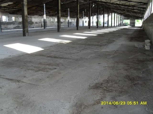 Kiadó kereskedelmi és ipari ingatlan Solt 120000 nm