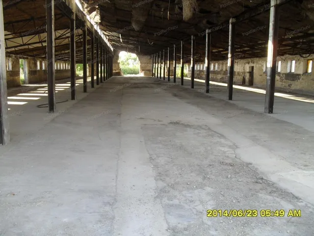 Eladó kereskedelmi és ipari ingatlan Solt 120000 nm