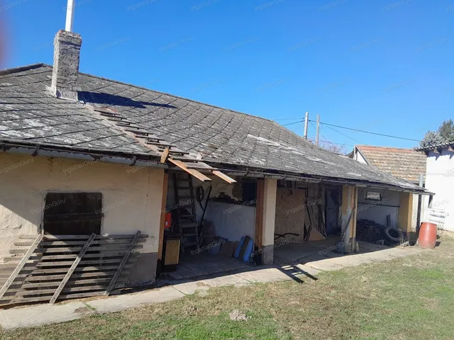 Eladó ház Tiszasas 70 nm