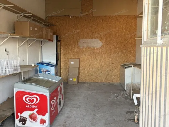 Eladó kereskedelmi és ipari ingatlan Ágasegyháza 250 nm