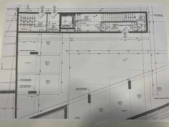 Eladó garázs Győr, Gyárváros 14 nm