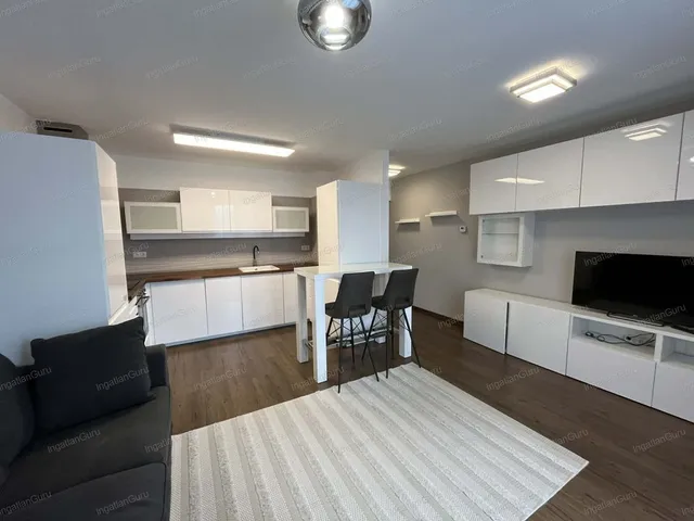 Kiadó lakás Kecskemét, Homokbánya 48 nm