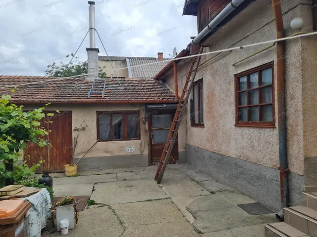 Eladó ház Kecskemét 85 nm