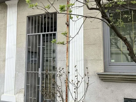 Kiadó kereskedelmi és ipari ingatlan Kecskemét 64 nm