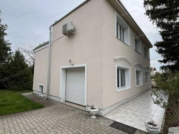 Kiadó ház Kecskemét 100 nm
