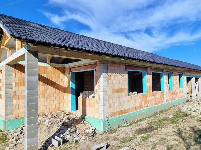 Eladó ház Kecskemét, Kadafalva 114 nm