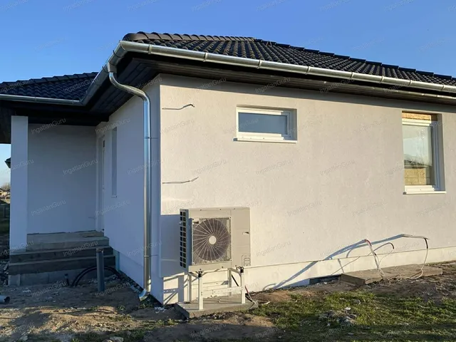 Eladó ház Kecskemét, Felsőszéktó 107 nm