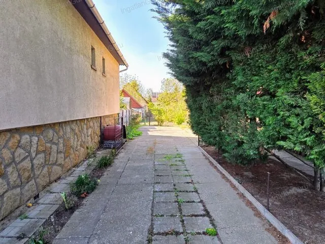 Eladó ház Kecskemét, Petőfiváros 102 nm