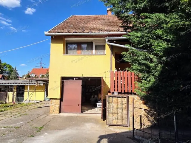 Eladó ház Kecskemét, Petőfiváros 102 nm