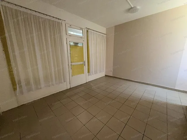 Kiadó kereskedelmi és ipari ingatlan Kecskemét 23 nm