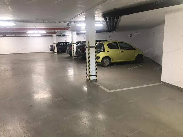 Kiadó garázs Kecskemét 10 nm
