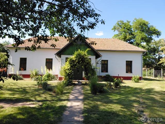 Eladó ház Bakonszeg 125 nm