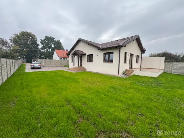 Eladó ház Mosonmagyaróvár, Városközpont 120 nm