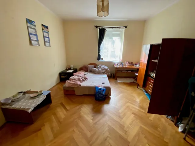 Eladó lakás Veszprém, Egyetemváros, Stadion utca  74 nm