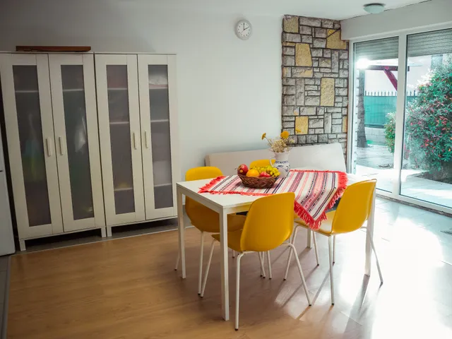 Eladó üdülő és hétvégi ház Siófok, Ezüstpart 80 nm