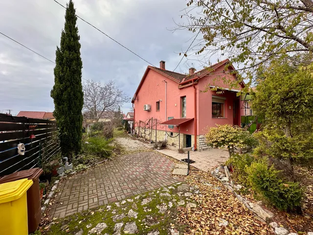 Eladó ház Balatonfüred, Belváros 88 nm