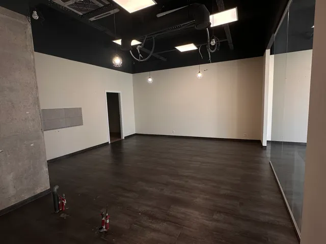 Kiadó kereskedelmi és ipari ingatlan Budapest XIII. kerület, Vizafogó 340 nm