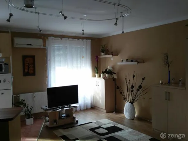 Eladó lakás Budapest IV. kerület, Káposztásmegyer 46 nm