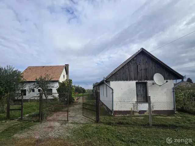 Eladó kereskedelmi és ipari ingatlan Bernecebaráti, Újtelek 130 nm