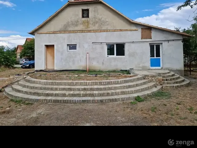 Eladó ház Kiszombor 100 nm