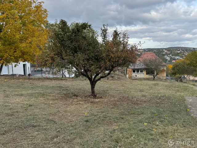 Eladó ház Budapest III. kerület, Csúcshegy 100 nm