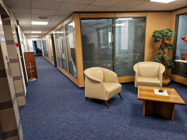 Kiadó kereskedelmi és ipari ingatlan Budapest XII. kerület, Krisztinaváros XII. ker. 284 nm