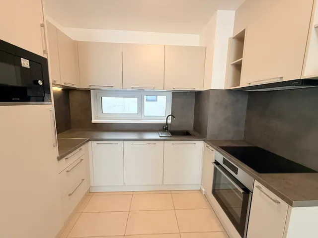 Eladó lakás Budapest XIII. kerület, Lőportárdűlő 89 nm