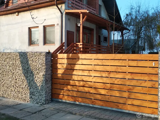 Eladó ház Székesfehérvár, Öreghegy 200 nm