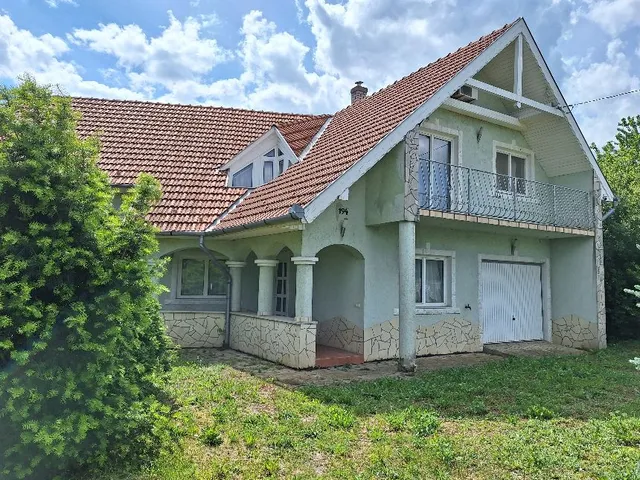 Eladó ház Nemesbük 130 nm