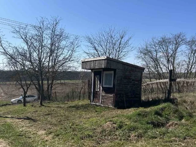 Eladó telek Sümeg 3780 nm