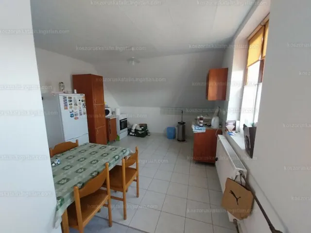 Eladó ház Rezi 200 nm