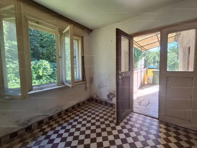 Eladó ház Vállus 87 nm