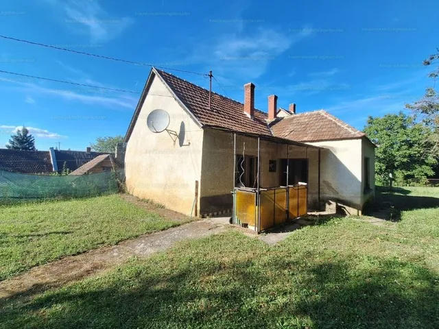 Eladó ház Vállus 87 nm