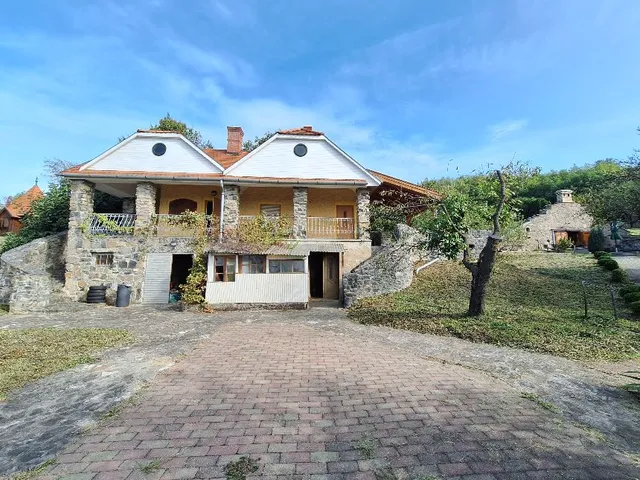 Eladó ház Zalaszántó 180 nm