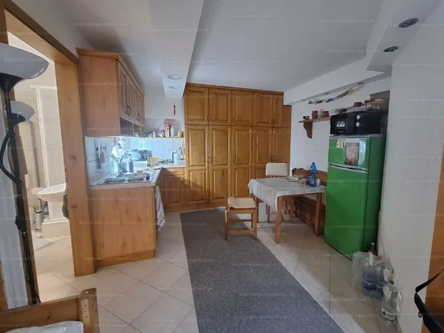 Eladó kereskedelmi és ipari ingatlan Hévíz 42 nm