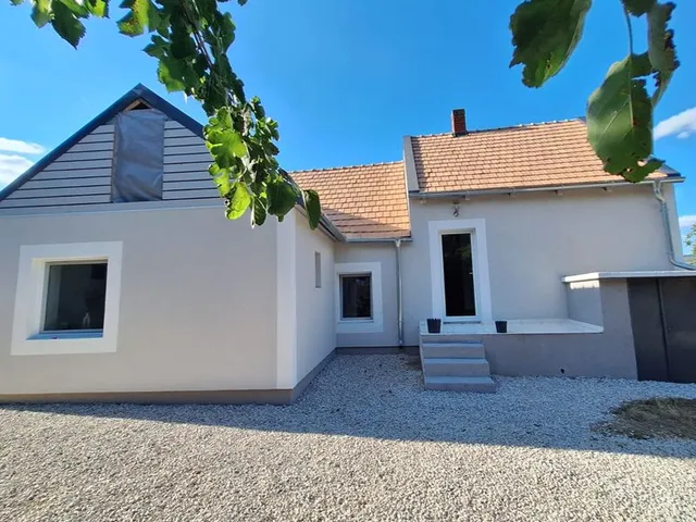 Eladó ház Vállus 106 nm