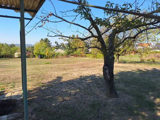 Eladó telek Keszthely 3751 nm
