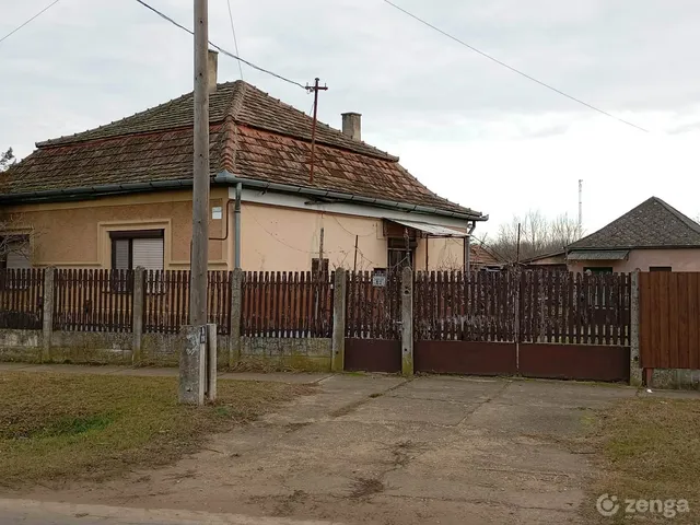 Eladó ház Újléta 100 nm