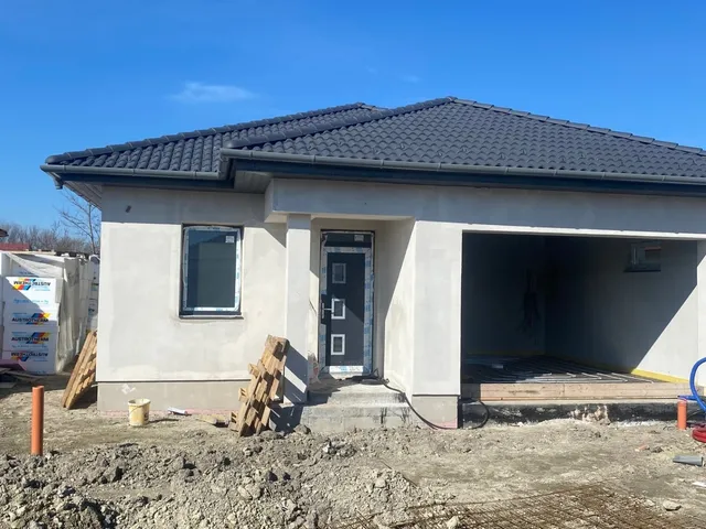 Eladó ház Vámosszabadi 141 nm