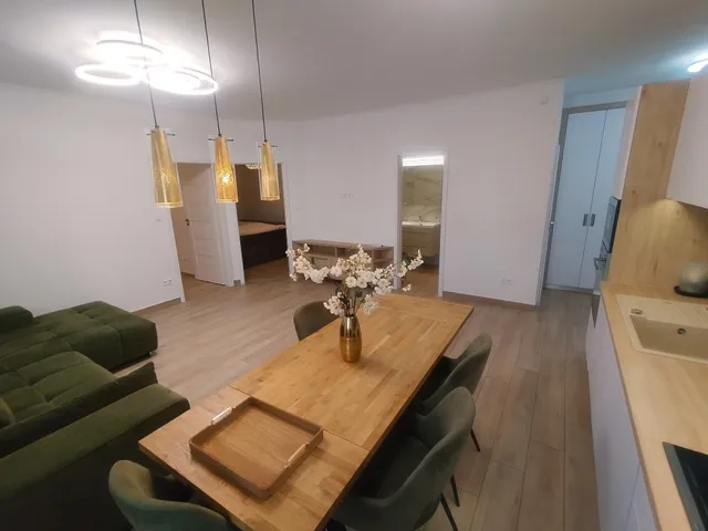 Kiadó lakás Győr, Sziget 75 nm