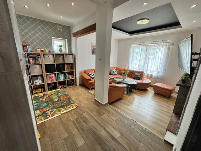 Eladó ház Győrladamér 160 nm