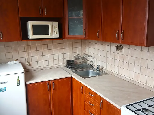 Kiadó lakás Győr, Adyváros 53 nm