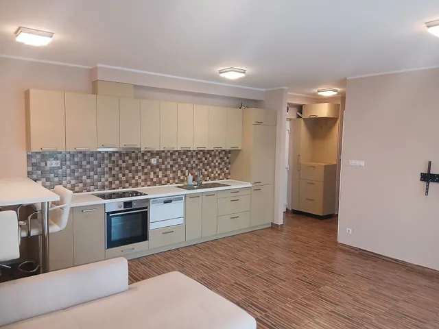 Kiadó lakás Győr, Nádorváros 47 nm