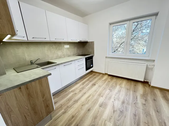 Eladó lakás Győr, Sziget 63 nm