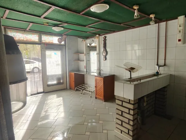 Eladó kereskedelmi és ipari ingatlan Szeged, Északi városrész 16 nm