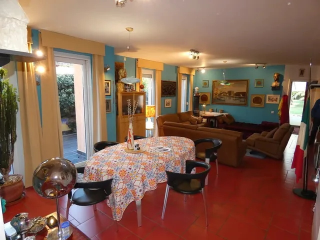 Eladó ház Szeged, Újszeged 180 nm